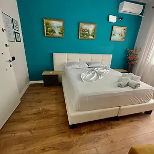 Guest house Private Entry And Bathroom